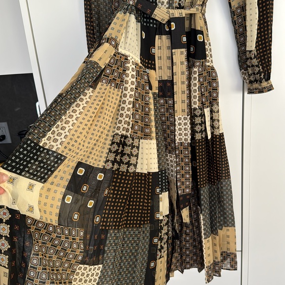 Flowy patterned dress - Picture 3 of 5